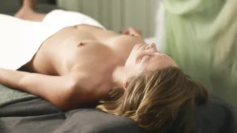 Lizzie Brocheré, Laura Auclair, Victoria Lacoste, Jessica Cressy - Les indociles (2024)