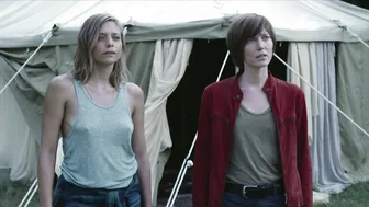 Lizzie Brochere, Maylis Dumon - Les rivieres pourpres s03e06 (2021)