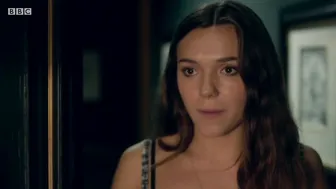 Synnove Karlsen, Imogen King, Lyndsey Craig - Clique (2017 - 2018)