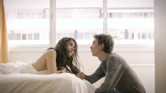 Anais Demoustier – Elles (2012)