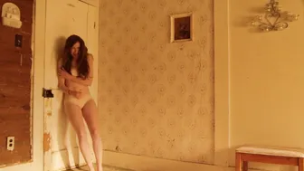 Kari Wuhrer, Mia Serafino, Mary Anthony - Secrets of a Psychopath (2015)