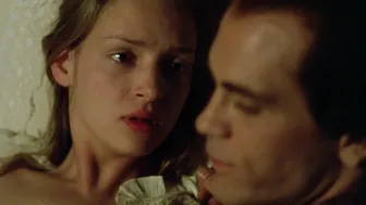 Uma Thurman – Dangerous Liaisons (1988)