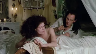 Uma Thurman – Dangerous Liaisons (1988)