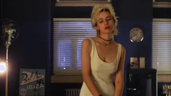 Ariadna Gil - Antarctica (Antártida) (1995)