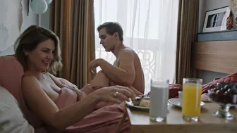 Eva Indenbaum, Alina Rachkovskaya, Anna Bogomolova - Struny s01e03-04 (2021)