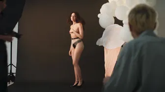 Alina Rachkovskaya, Eva Indenbaum, Maya Maltseva - Struny s02e03 (2024)