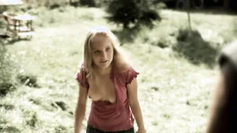 Michalina Rodak - The Fence (Ogrodzenie) (2018)