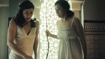 Paulina Gaitan, Lucinda Davis, Yessica Borroto Perryman, Cecilia de los Santos Vargas, etc - The Dead Girls (Las muertas) s01e01-06 (2025)