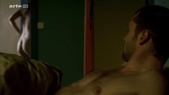 Marie Denarnaud, Peggy Martineau - Les vivants et les morts (2009) S1