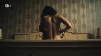 Friederike Becht - Im Rausch (2024)