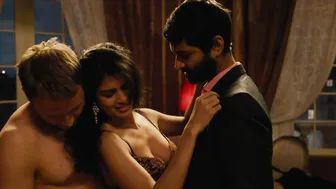 Doona Bae, Tuppence Middleton, Freema Agyeman, Erendira Ibarra, Jamie Clayton, Tina Desai, Mumbi Maina – Sense8 s02e12 (2017)