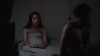 Elli Rhiannon Müller Osborne - Ida tar ansvar s01e01-08 (2022)