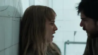 Megan Northam, Anna Linhartová, Fotinì Peluso - Greek Salad (Salade grecque) s01e03-07 (2023)