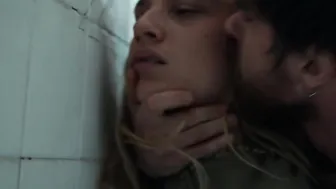 Megan Northam, Anna Linhartová, Fotinì Peluso - Greek Salad (Salade grecque) s01e03-07 (2023)