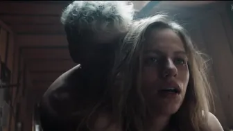 Viktoriya Klinkova, Viktoriya Agalakova, Natalya Zemtsova - Vongozero. The Outbreak (Epidemiya) s01e01-02 (2021)