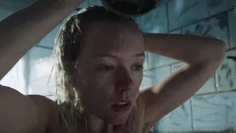 Viktoriya Klinkova, Viktoriya Agalakova, Natalya Zemtsova - Vongozero. The Outbreak (Epidemiya) s01e01-02 (2021)