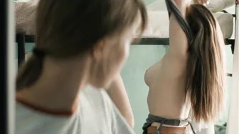 Mina Svajger, Jara Sofija Ostan - Kaj ti je deklica (2025)