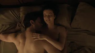 Hermione Corfield, Lauren McQueen- Outlander Blood Of My Blood s01e06 (2025)