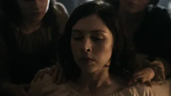 Hermione Corfield, Lauren McQueen- Outlander Blood Of My Blood s01e06 (2025)