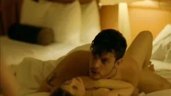 Ines De Tavira, Gloria Toba, Tato Alexander - El Alien y yo (2016)