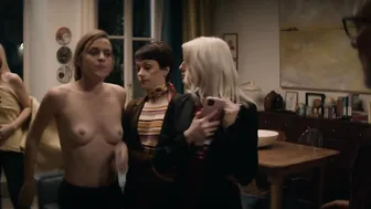 Caterina Shulha (Katsiaryna Shulha), Claudia Pandolfi, Lana Vlady, Marta Gastini, Demetra Bellina - Tutta colpa di Freud - La serie s01e01-08 (2021)