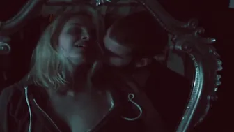 Laure Massard - Entre loup et chien (2017)