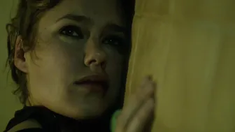 Jessica Grabowsky, Dorte Roemer, Jenni Utriainen – 8-Pallo (2013)