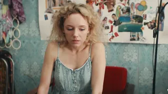 Anastasiya Talyzina, Tina Stojilkovic, Mariya Kamova, Marina Aleksandrova., Yuliya Topolnitskaya - Moskva slezam ne verit. Vsyo tolko nachinaetsya s01e03-05 (2025)