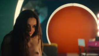 Francesca Colucci, Carolina Crescentini, Caterina Rossi, Sofia Migliaccio, Nina Torresi, Tania Watson, etc - Mrs Playmen s01e01-07 (2025)