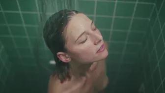 Svenja Jung, Hanna Hilsdorf - Naked s01e01-06 (2025)