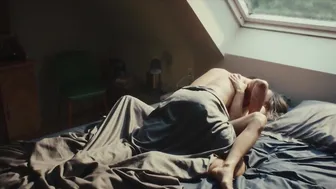 Svenja Jung, Hanna Hilsdorf - Naked s01e01-06 (2025)