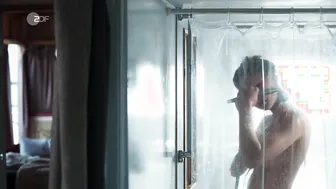 Svenja Jung, Claudia Eisinger  - Zarah Wilde Jahre (2017)