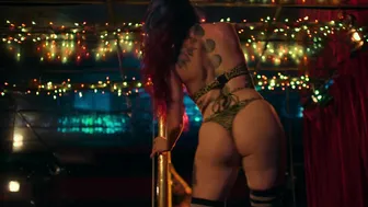 Diane Kruger, Kiernan Shipka, Erika Alexander, Courtlyn Cannan - Swimming with Sharks s01e01-06 (2022)