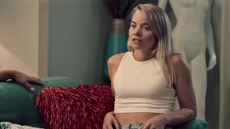 Jane Larkin, Lily Riley, Maia Michaels, Mei Ichinose - The Edge (2025)