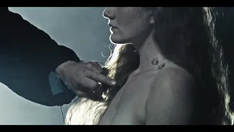 Loes Haverkort, Britte Lagcher - RedBad (2018)