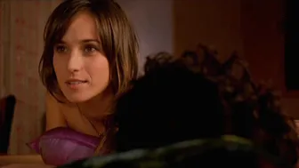 Marta Etura, Raquel Pérez, Cristina Rodríguez, Marisa Paredes - Frío sol de invierno (2004)