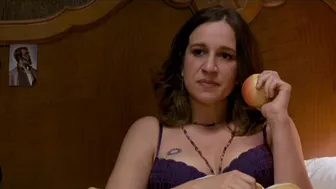 Marta Etura, Raquel Pérez, Cristina Rodríguez, Marisa Paredes - Frío sol de invierno (2004)