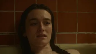 Sarah Pidgeon, Tanzyn Crawford, Kathryn Hahn, Aneasa Yacoub - Tiny Beautiful Things s01e01-07 (2023)