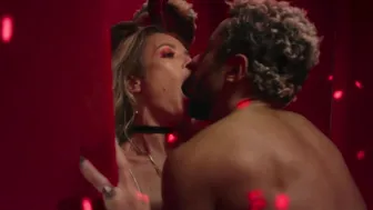 Juliana Didone, Lara Tremouroux, Bárbara Paz, etc - O Combinado Não Sai Caro (2025)