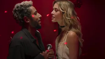 Juliana Didone, Lara Tremouroux, Bárbara Paz, etc - O Combinado Não Sai Caro (2025)