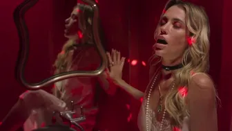 Juliana Didone, Lara Tremouroux, Bárbara Paz, etc - O Combinado Não Sai Caro (2025)