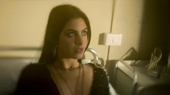 Fotinì Peluso - Everything Calls for Salvation (Tutto chiede salvezza) s01e02e05e07 (2022)