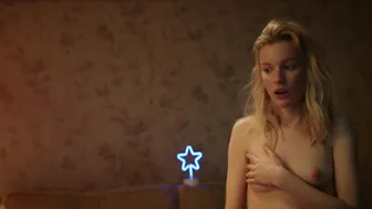 Elena Tronina, etc - Happy End s01e01 (2021)