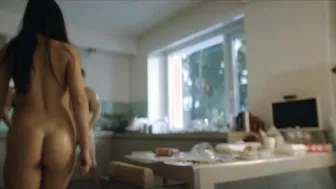 Elena Tronina, etc - Happy End s01e01 (2021)