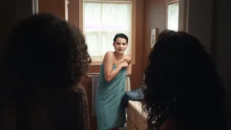 Brianna Hildebrand - Trinkets s01-s02 (2019-2020)