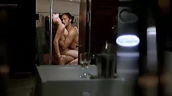 Aitana Sánchez-Gijón - Animales ferits (2006)