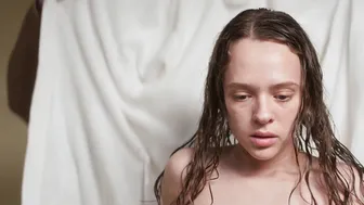 Shira Haas - Unorthodox s01e02 (2020)