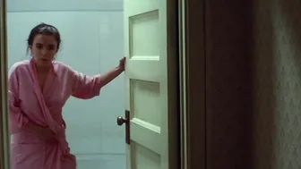 Elizabeth Berridge, Sylvia Miles, etc - The Funhouse (1981)