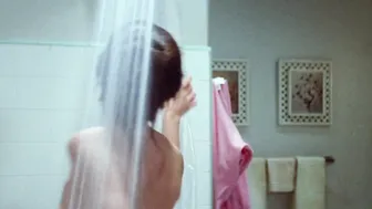 Elizabeth Berridge, Sylvia Miles, etc - The Funhouse (1981)