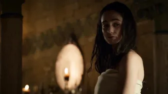 Elia Galera, Alicia Sanz, Sarah Perles - El Cid s01e01-05 (2020)